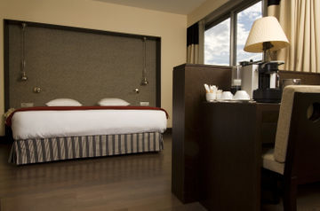 Nh Brussels Stephanie Hotel 4*